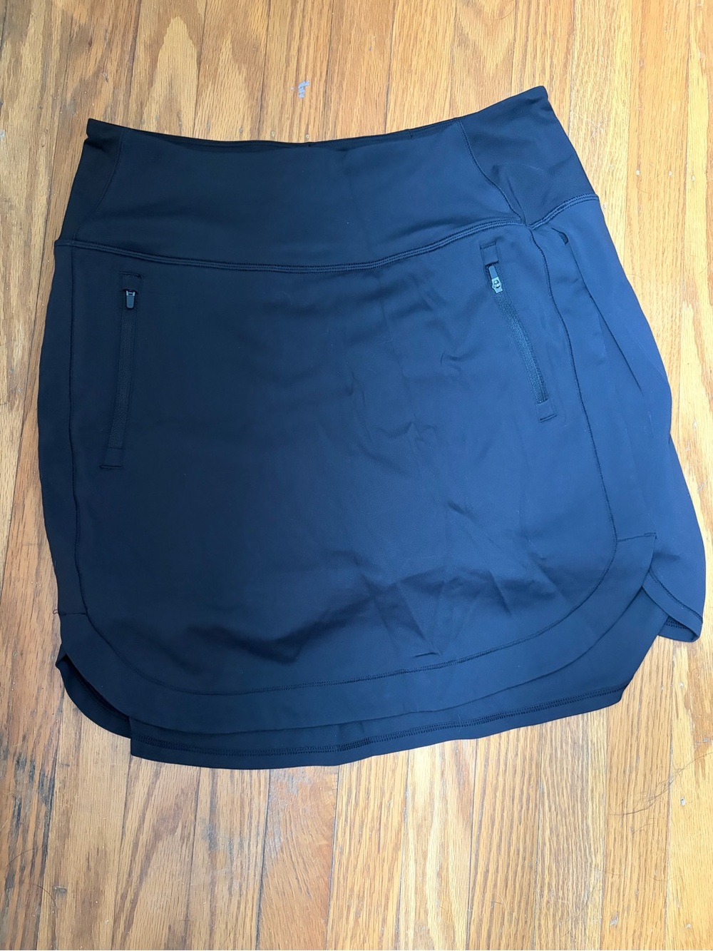 Athleta Fairway 18 inch golf skort - M